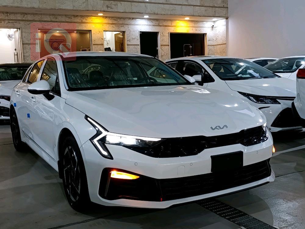 Kia K5